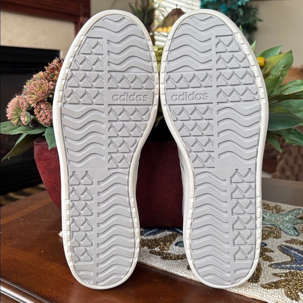 Brand New Adidas VL Court Bold Sneakers Lace Up Skateboarding Platform 3-Stripe - Picture 12 of 16
